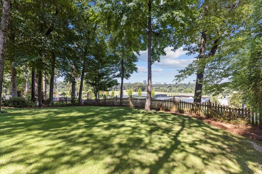 605 Wilson Rd, Atlanta GA  30318-1716 exterior
