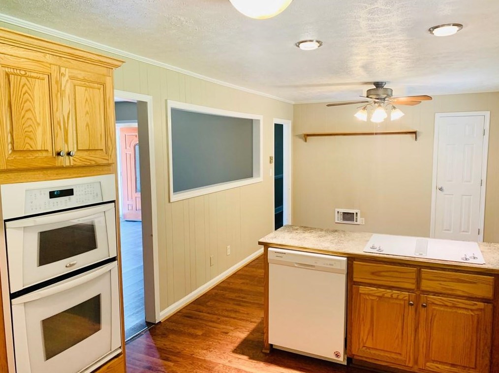 117 Shadow Ln, Euharlee, GA 30120-2322