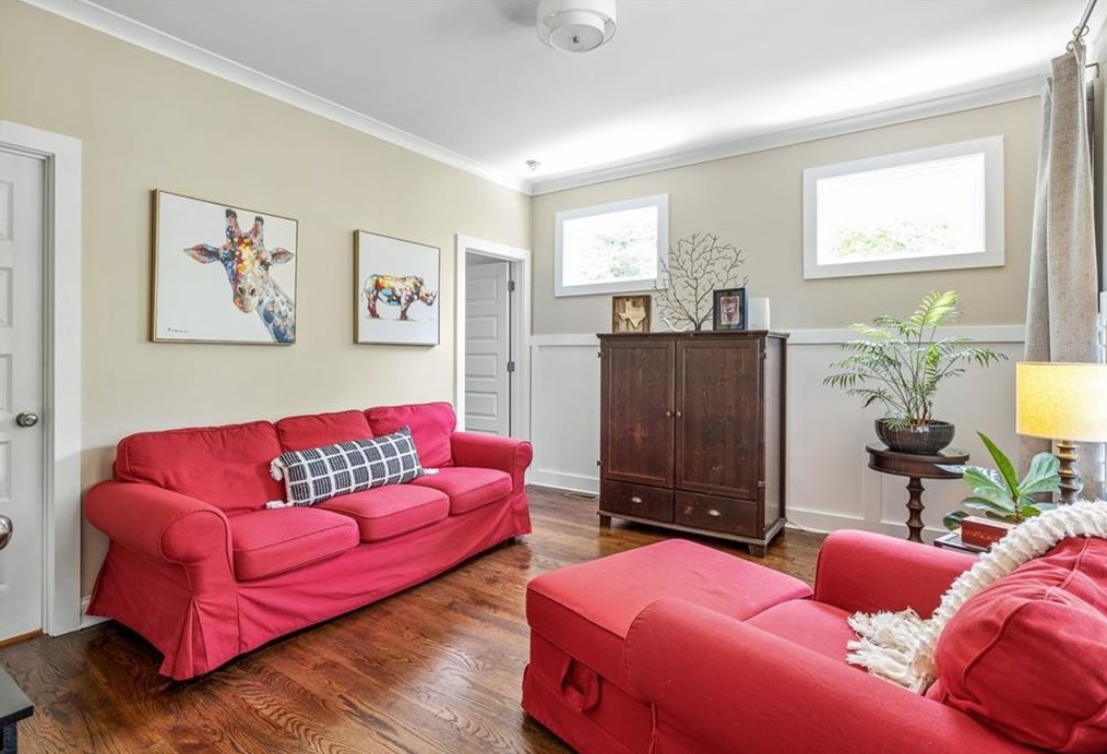 1355 Conway Rd, Decatur GA  30030-4559 exterior