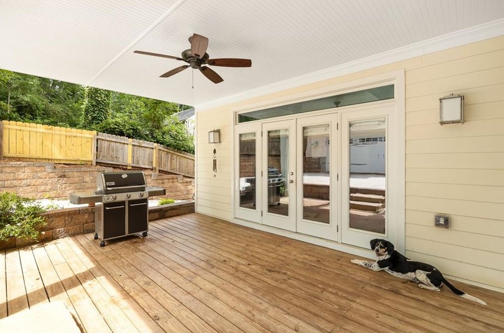 1355 Conway Rd, Decatur GA  30030-4559 exterior