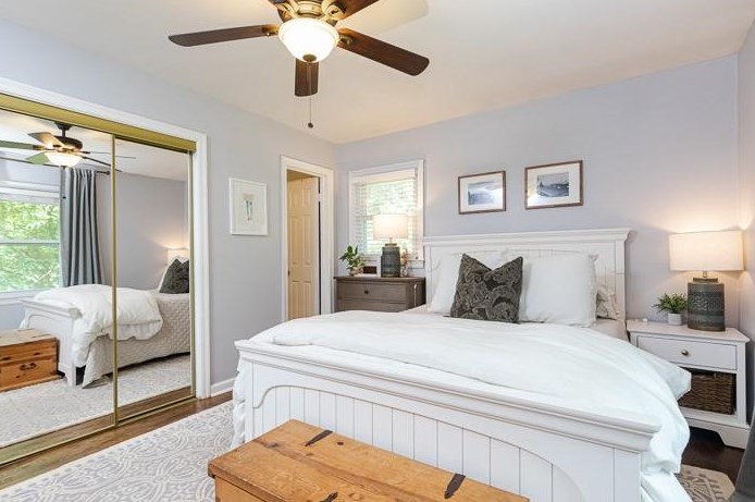 1033 Homewood Ct, Decatur GA  30033-4204 exterior