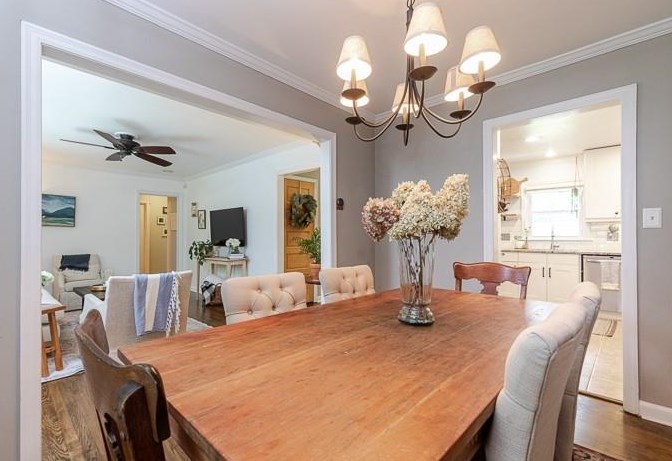 1033 Homewood Ct, Decatur GA  30033-4204 exterior