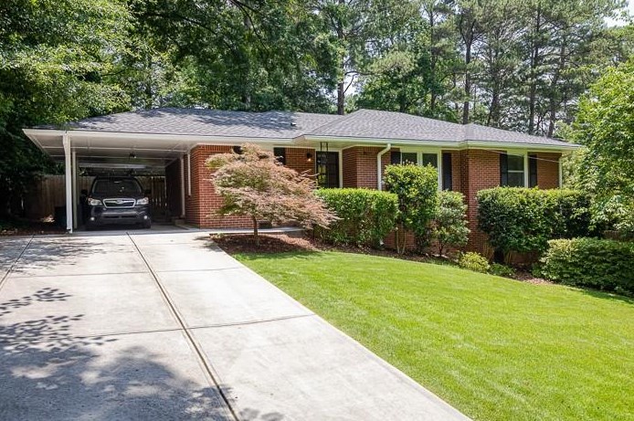 1033 Homewood Ct, Decatur GA  30033-4204 exterior