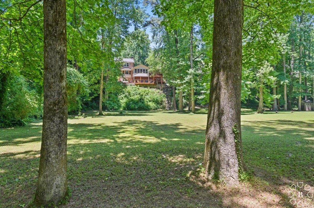 2796 Whitby Dr, Atlanta GA  30340-4914 exterior