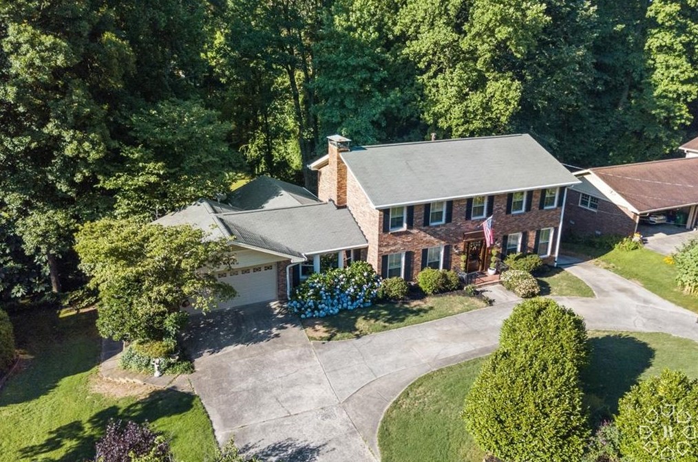 2796 Whitby Dr, Atlanta GA  30340-4914 exterior