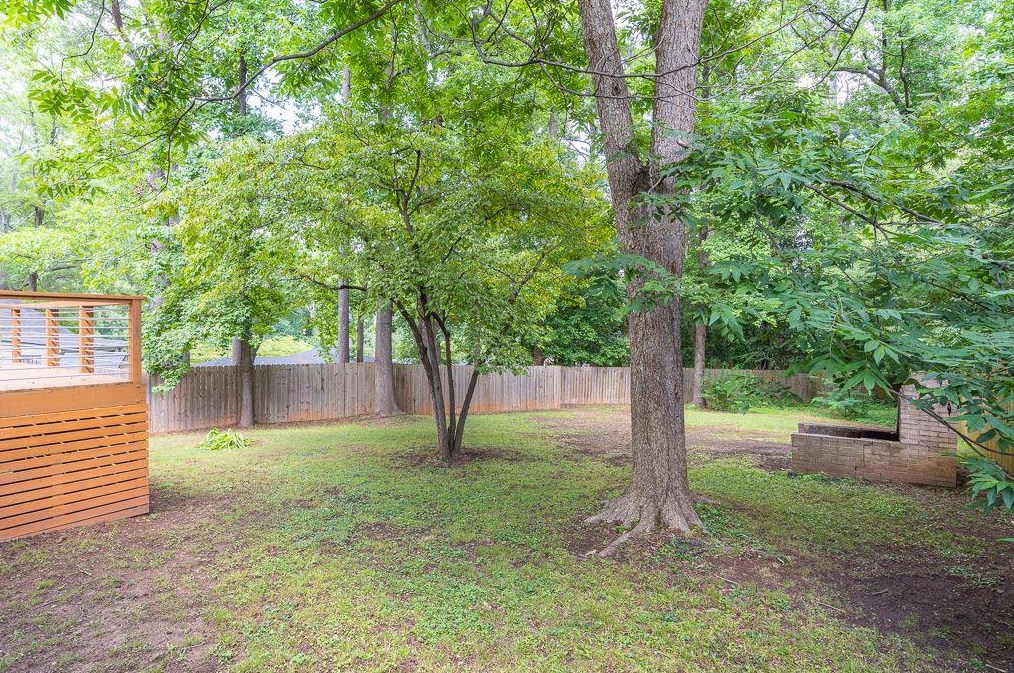 1944 Delphine Dr, Decatur GA  30032-3969 exterior