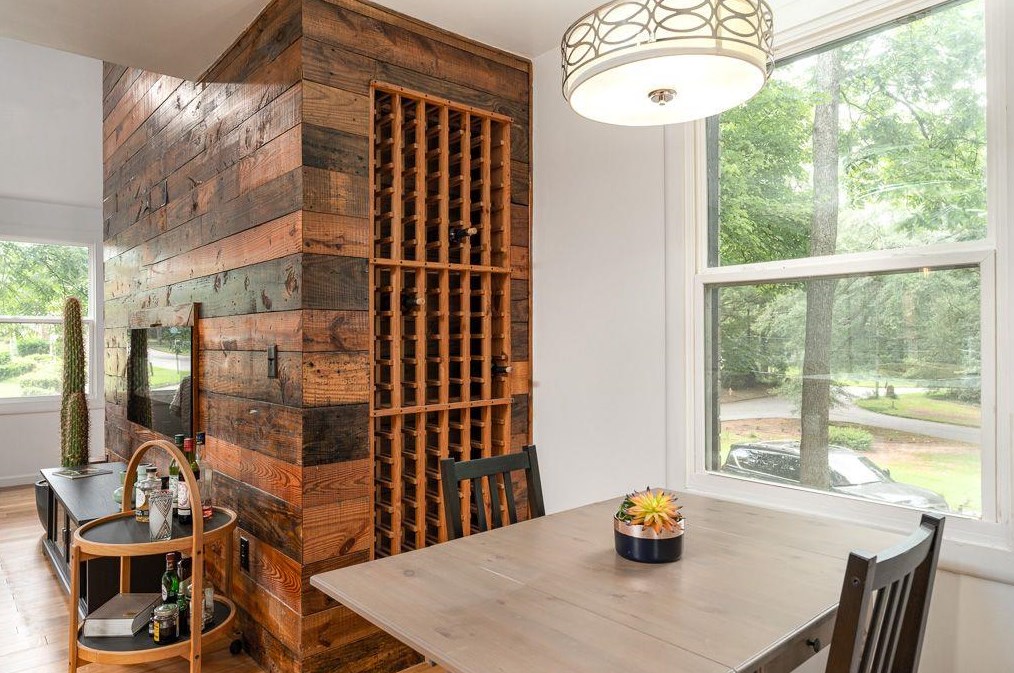 1944 Delphine Dr, Decatur GA  30032-3969 exterior