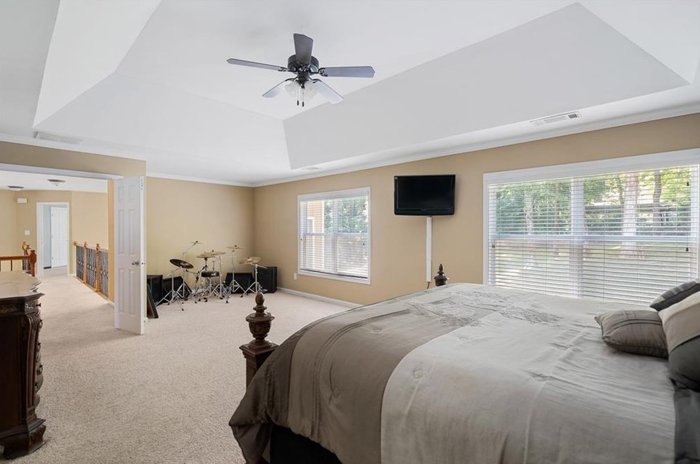 3240 Wolf Club Ln, Atlanta GA  30349-8710 exterior