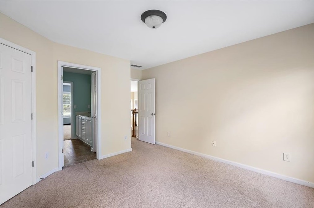 3240 Wolf Club Ln, Atlanta GA  30349-8710 exterior