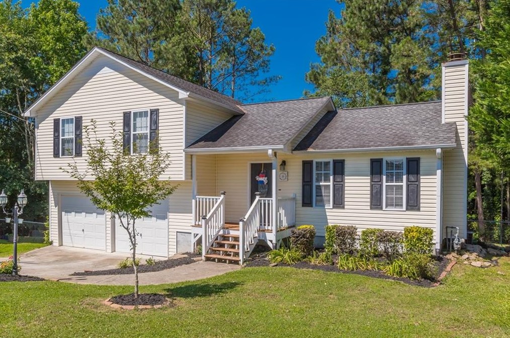 445 River Trace Dr, Villa Rica, GA 30180