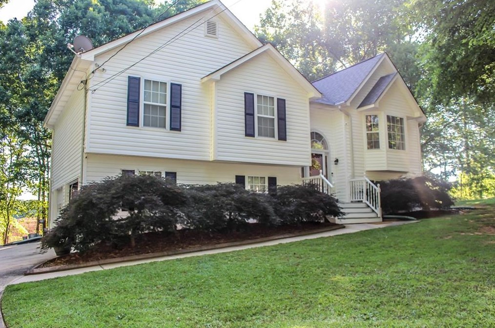 110 Clearwater Ct, Dallas, GA 30157-5213