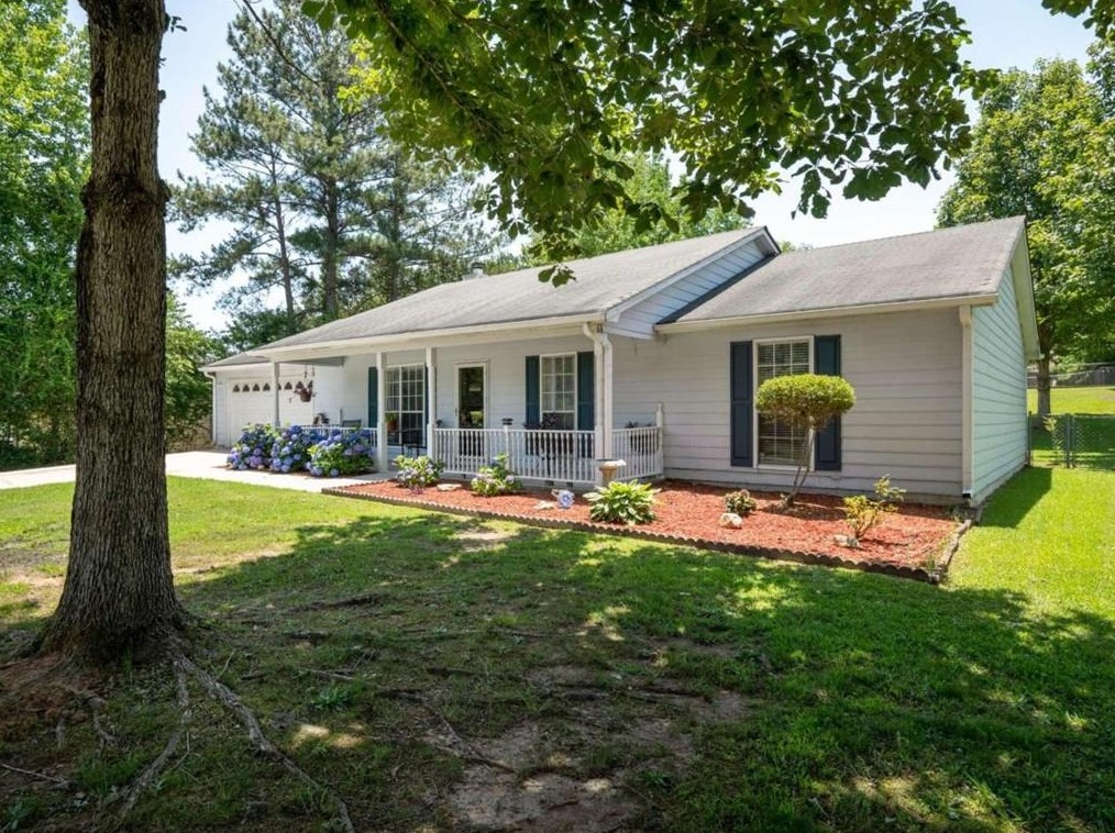 561 Sunnyhill Dr, Jonesboro, GA 30238-4862