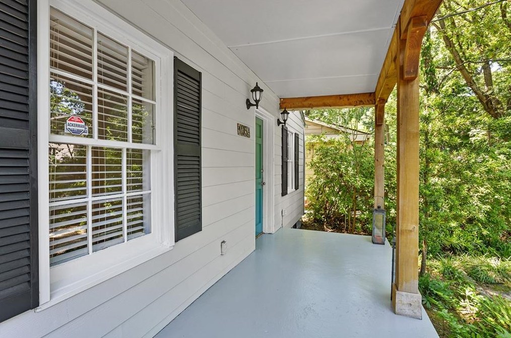 1054 Seaboard Ave, Atlanta, GA 30318-3049