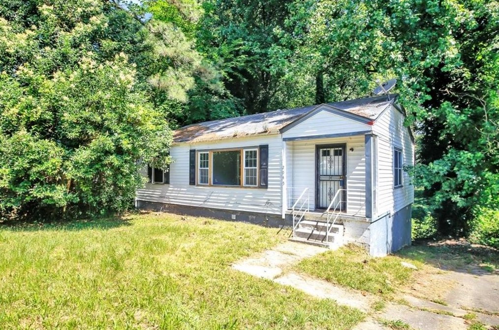 2045 Verbena St, Atlanta, GA 30314-1527