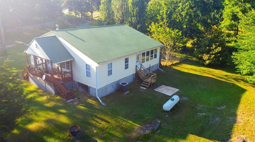 253 High Rd, Menlo, GA 30731