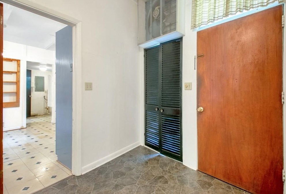 2647 Woodacres Rd, Atlanta GA  30345-1644 exterior