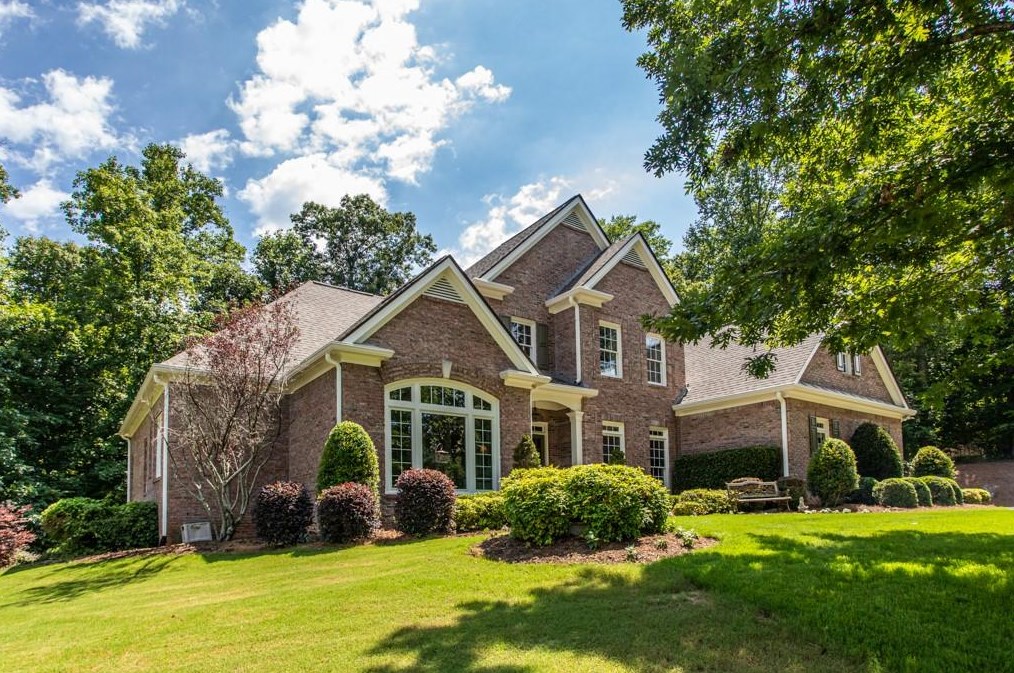 320 Taylor Glen Dr, Alpharetta, GA 30004-8257
