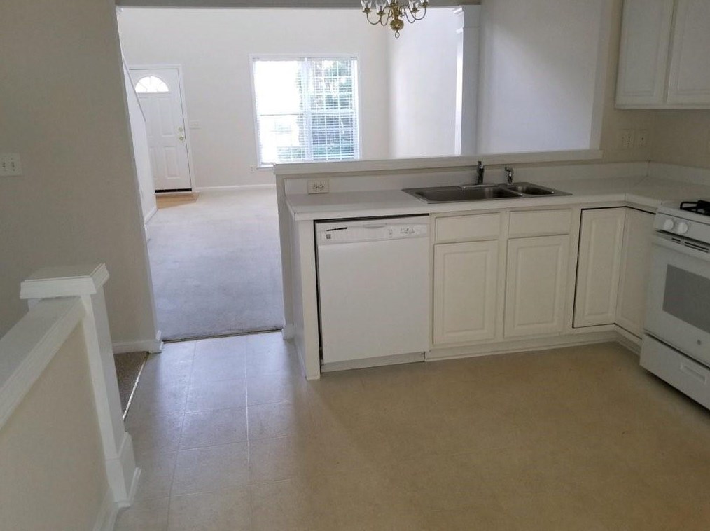 3136 Commonwealth Way, Alpharetta GA  30004-4281 exterior