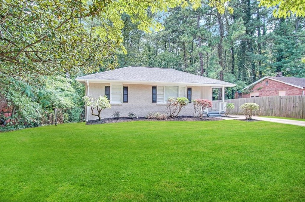 2702 Loghaven Dr Nw, Atlanta, GA 30318
