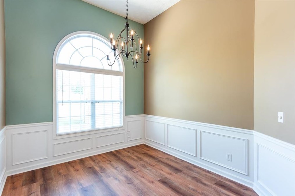 328 River Landing Dr, Monroe, GA 30656