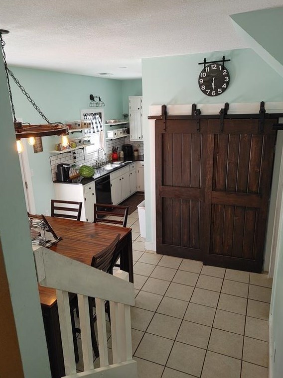 1516 Country Ct, Auburn, GA 30011