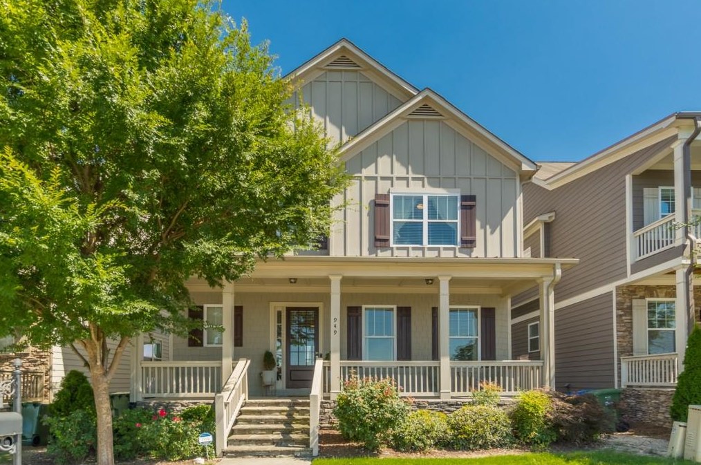 949 Samples Ln, Atlanta GA  30318-4002 exterior