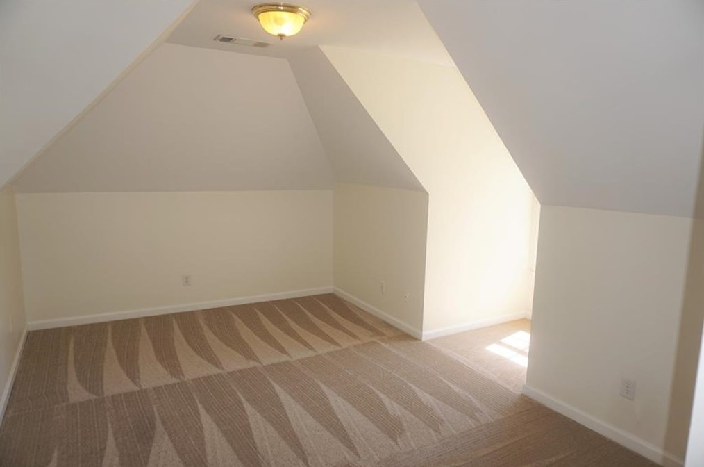 305 Whitley Park Dr, Atlanta GA  30350-1158 exterior