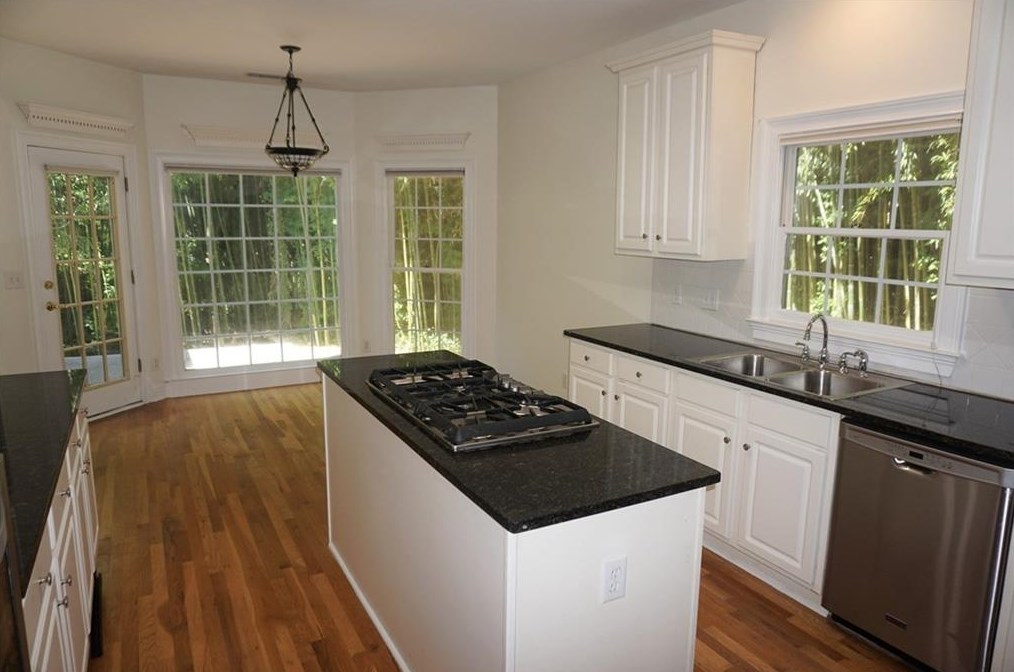305 Whitley Park Dr, Atlanta GA  30350-1158 exterior