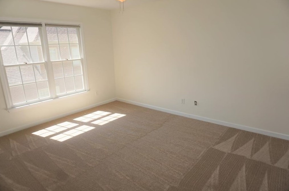 305 Whitley Park Dr, Atlanta GA  30350-1158 exterior