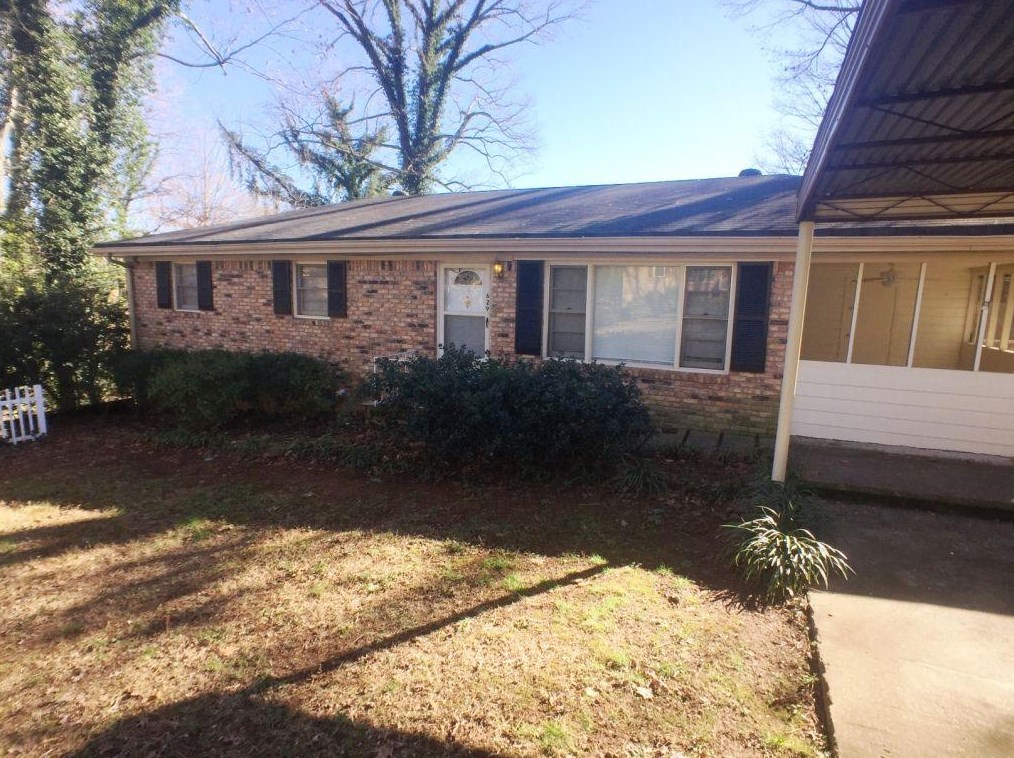 629 Moselle Dr Sw, Mableton, GA 30126