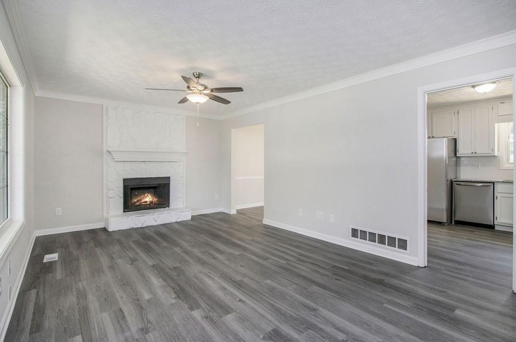160 Patty Dr, Dallas, GA 30157