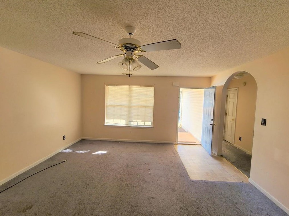 102 Poplar Pointe Ter, Griffin, GA 30224-7116