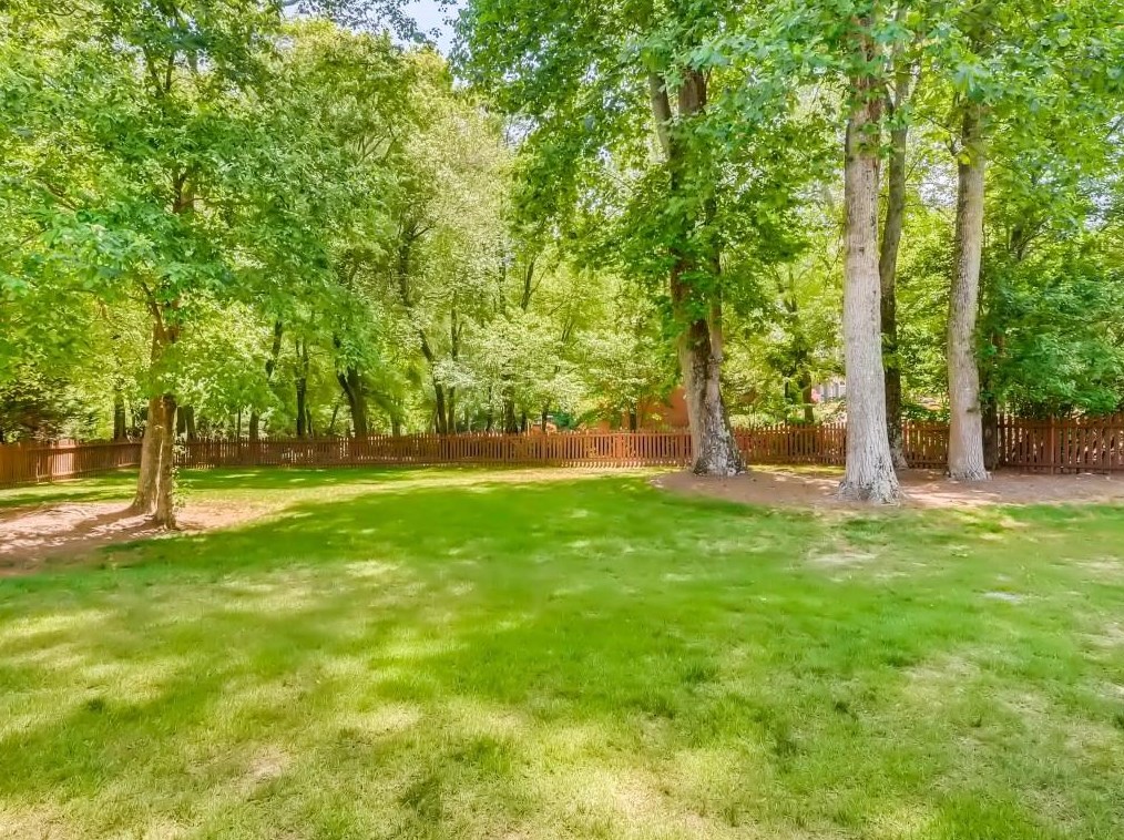 1725 Spartan Ln, Hoschton, GA 30548-6214