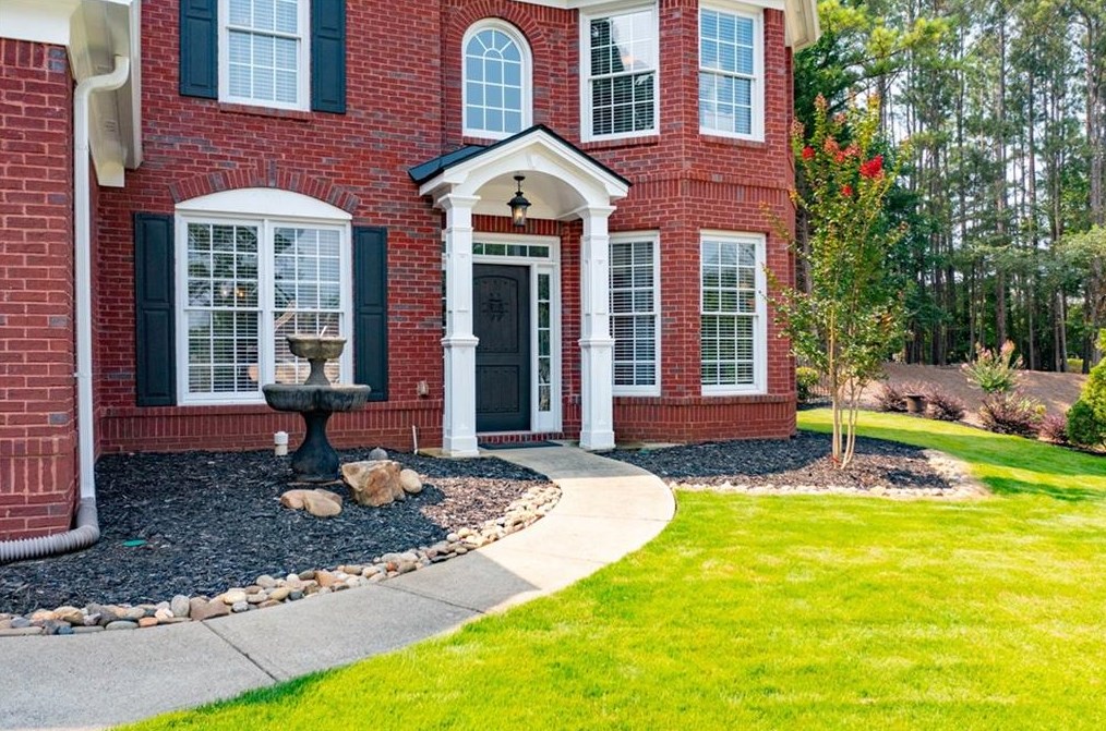 1060 Fieldgate Ln, Roswell, GA 30075-6929