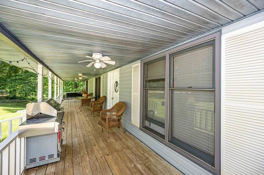616 Wells Rd, Buchanan, GA 30113