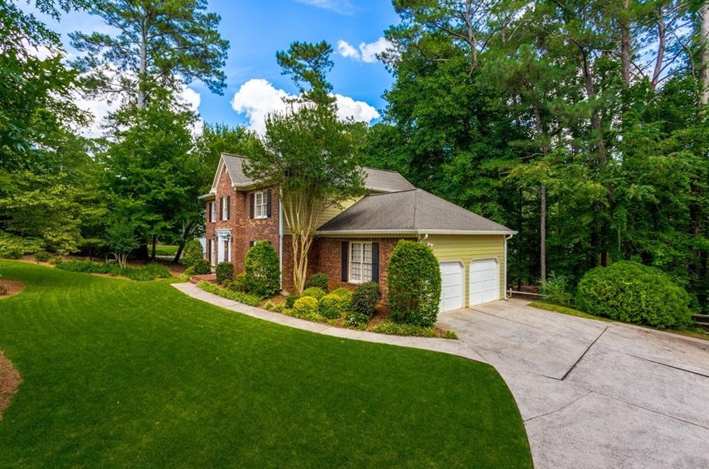 8060 Willow Tree Way, Alpharetta, GA 30005-4103