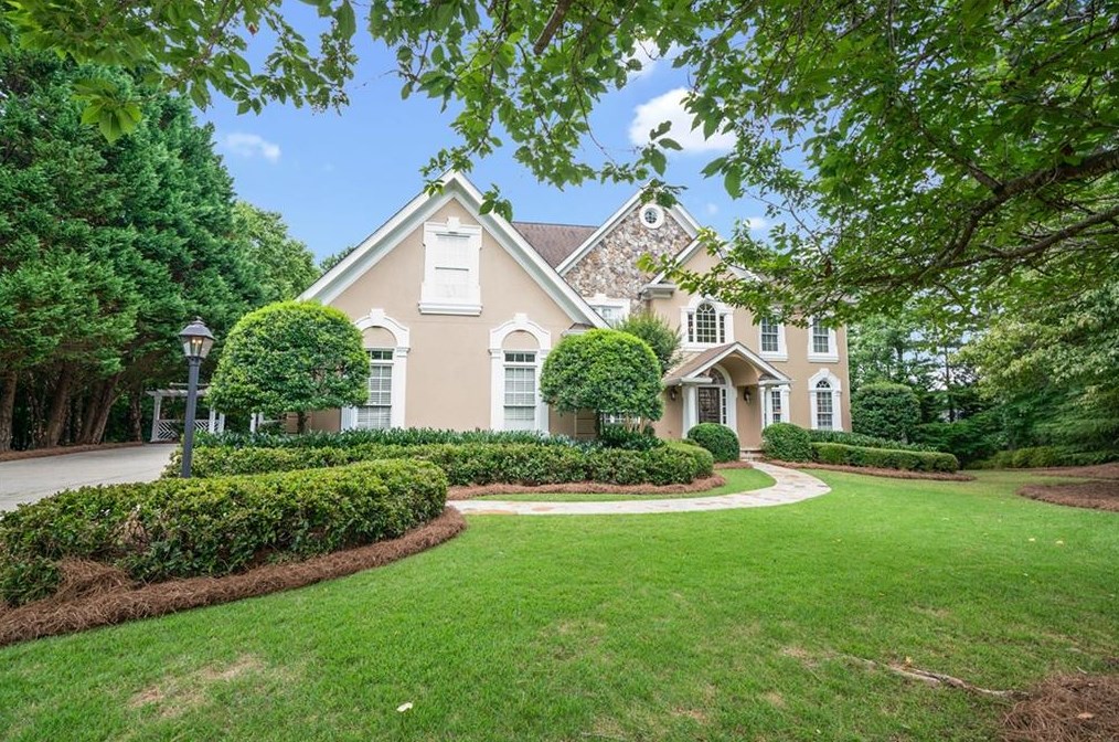 1820 Turnberry Ln, Alpharetta, GA 30005-6931
