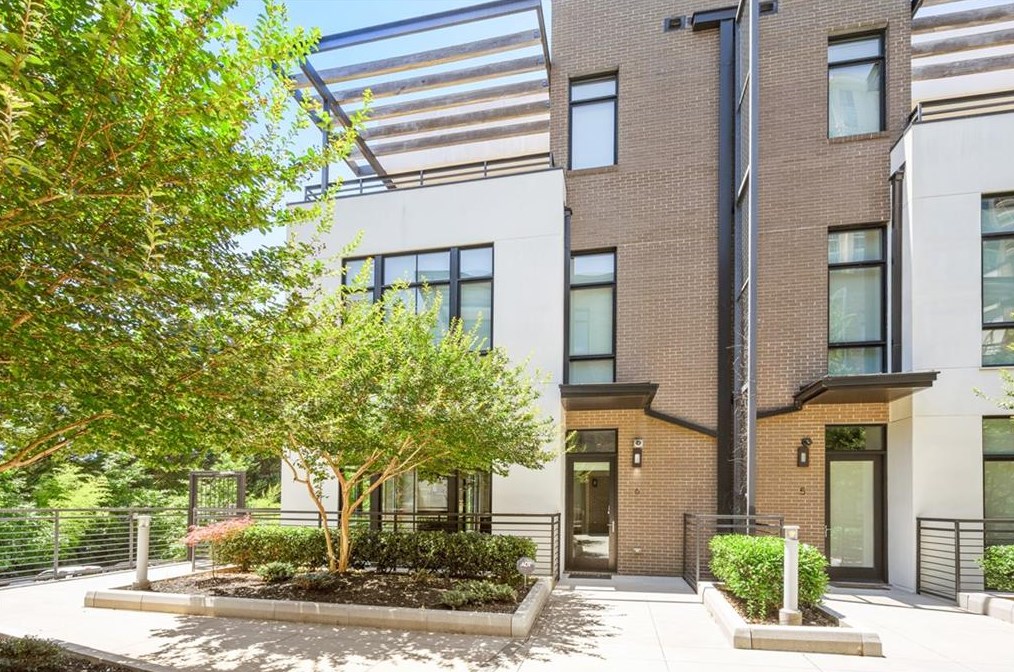 721 Longleaf Dr Ne #6, Atlanta, GA 30342