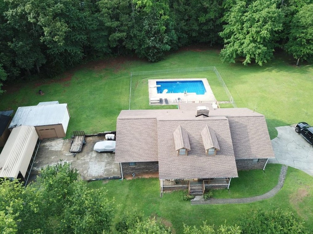 5681 Lanny Dr, Powder Springs, GA 30127-4021