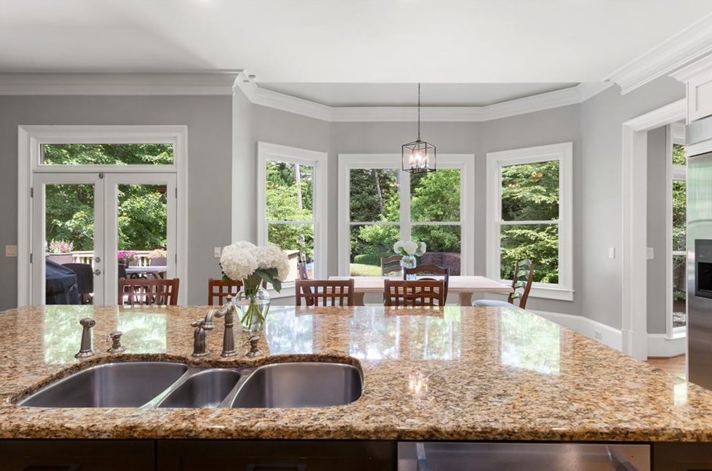 2844 Laurelgate Dr, Decatur GA  30033-1463 exterior