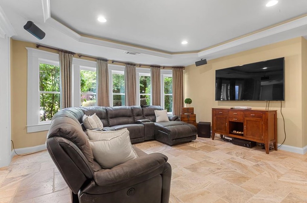 2844 Laurelgate Dr, Decatur GA  30033-1463 exterior