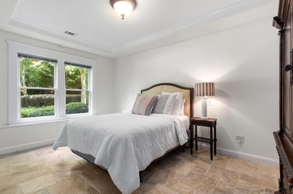 2844 Laurelgate Dr, Decatur GA  30033-1463 exterior