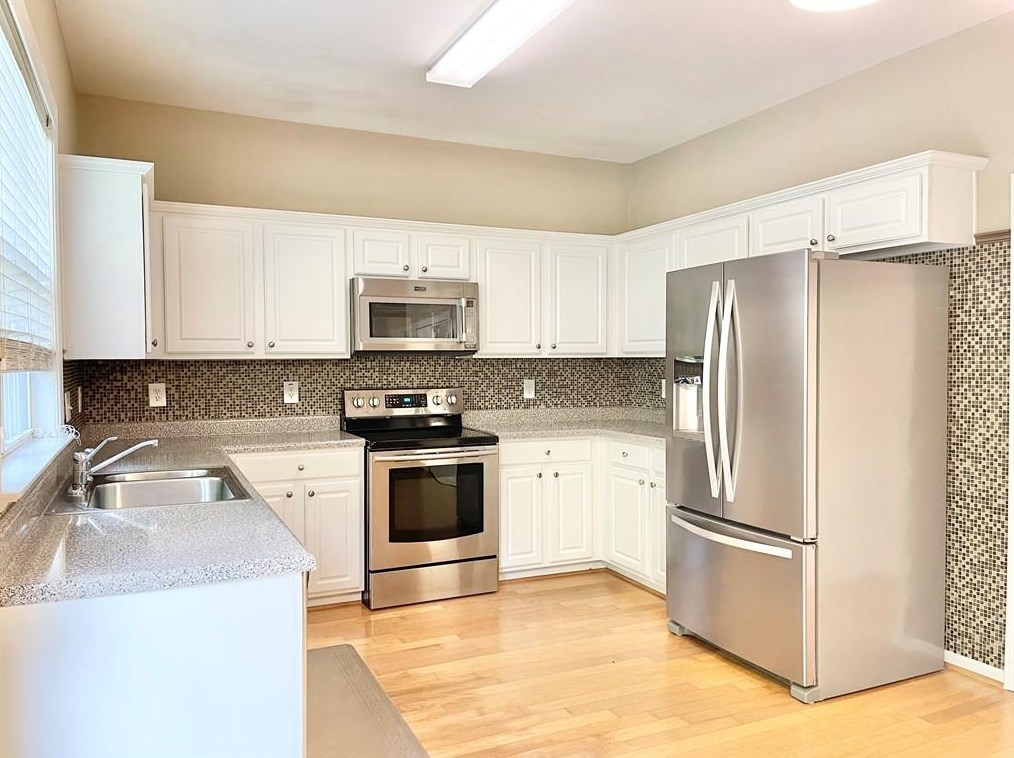 707 Wendlebury Ct, Alpharetta GA  30004-0782 exterior