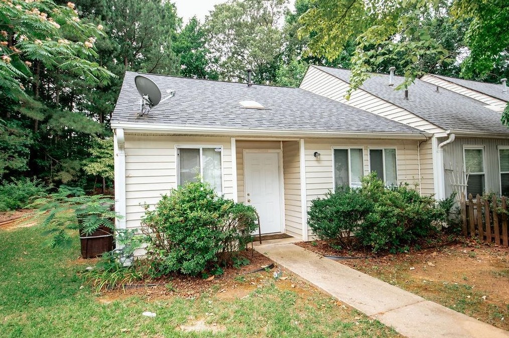 9017 Stoneleigh Trce, Douglasville, GA 30134-2291