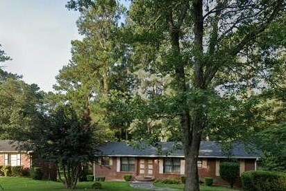 4411 Greenleaf Cir, Atlanta GA  30331-7117 exterior