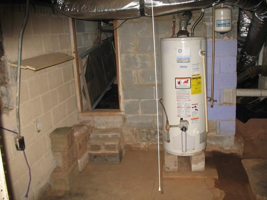 1852 Ridgeland Dr, Decatur GA  30032-4914 exterior