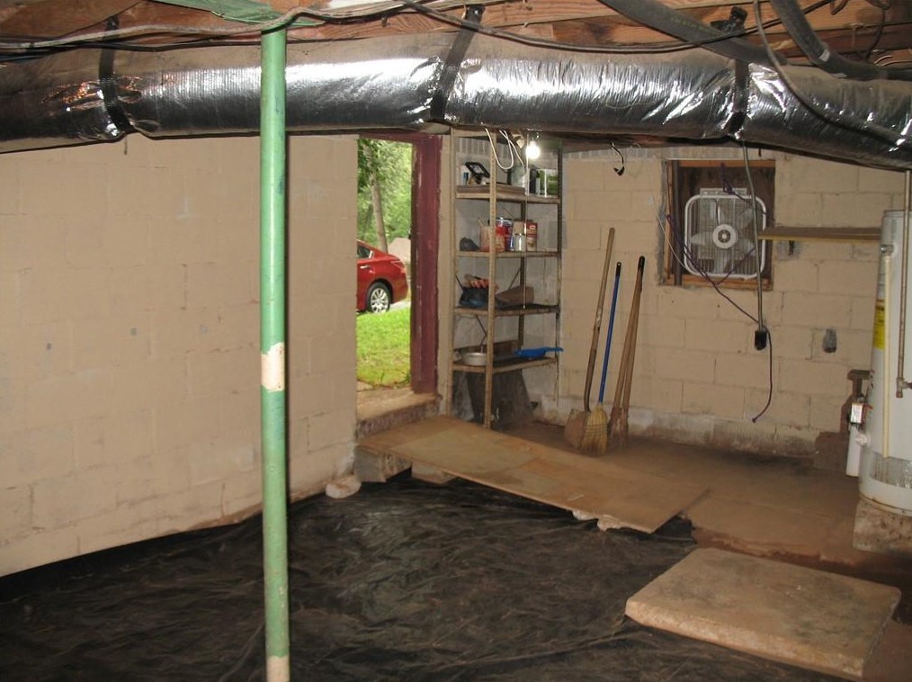 1852 Ridgeland Dr, Decatur GA  30032-4914 exterior