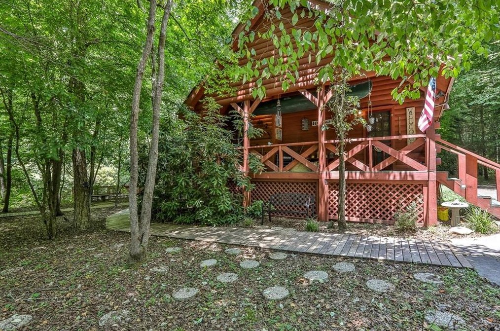 78 Riverwood Trail, Ellijay, GA 30536