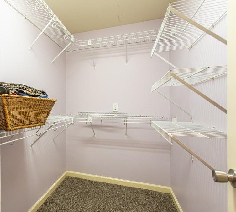 1364 Amanda Cir, Decatur GA  30033-1903 exterior