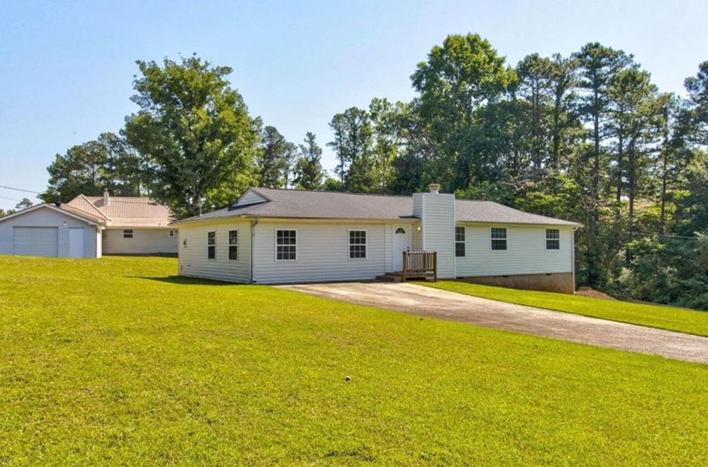 6128 Plumcrest Rd, Douglasville, GA 30135-4732